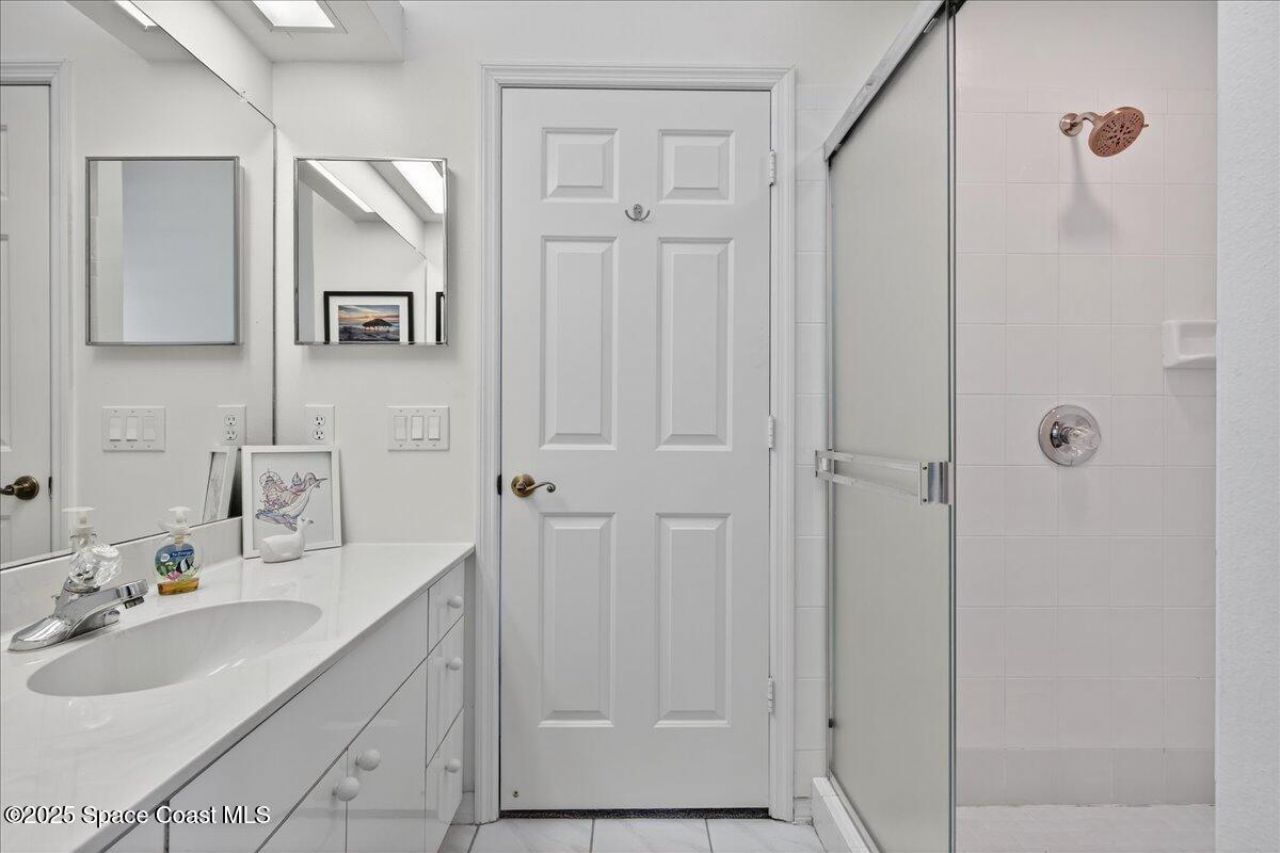 1827 Aynsley Way , Unit 4, Vero Beach, FL 32966 Photo