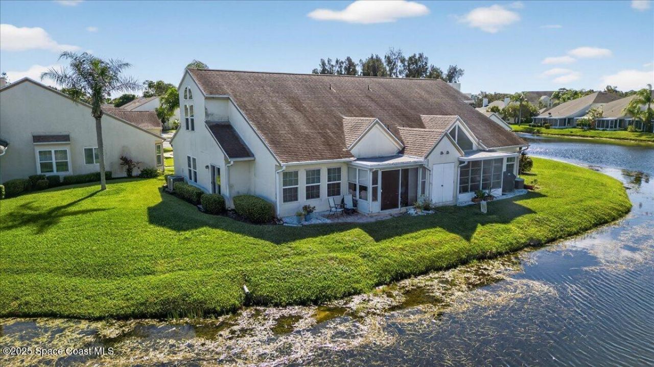 1827 Aynsley Way , Unit 4, Vero Beach, FL 32966 Photo
