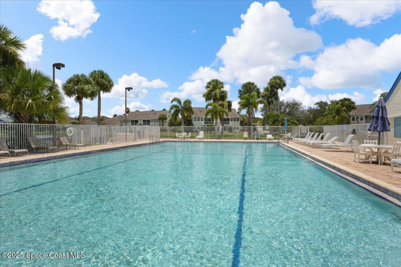 1827 Aynsley Way , Unit 4, Vero Beach, FL 32966 Photo