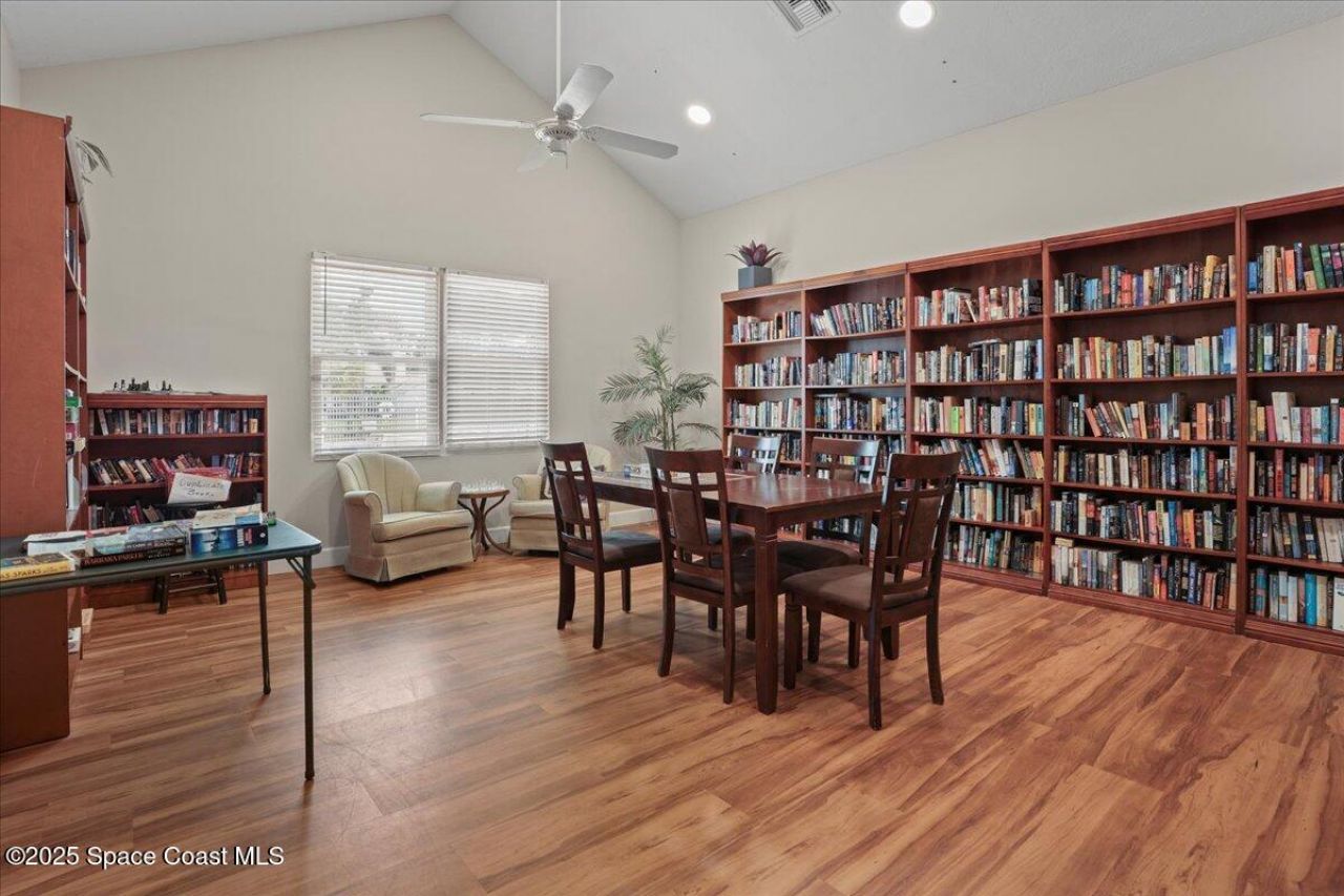 1827 Aynsley Way , Unit 4, Vero Beach, FL 32966 Photo
