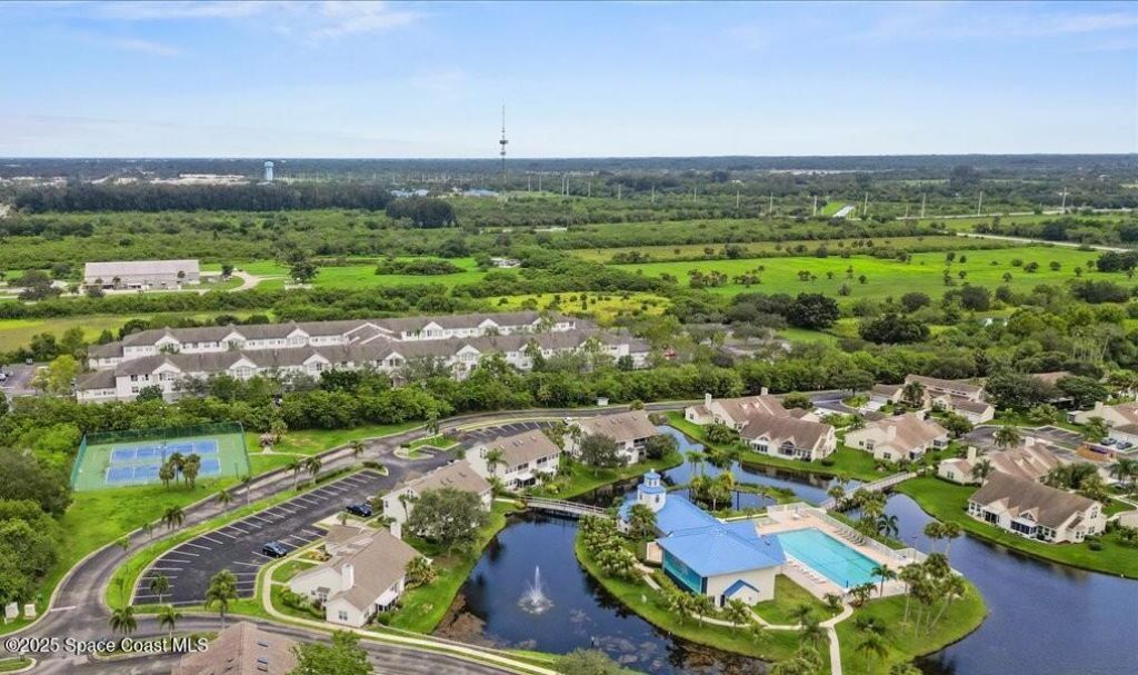 1827 Aynsley Way , Unit 4, Vero Beach, FL 32966 Photo