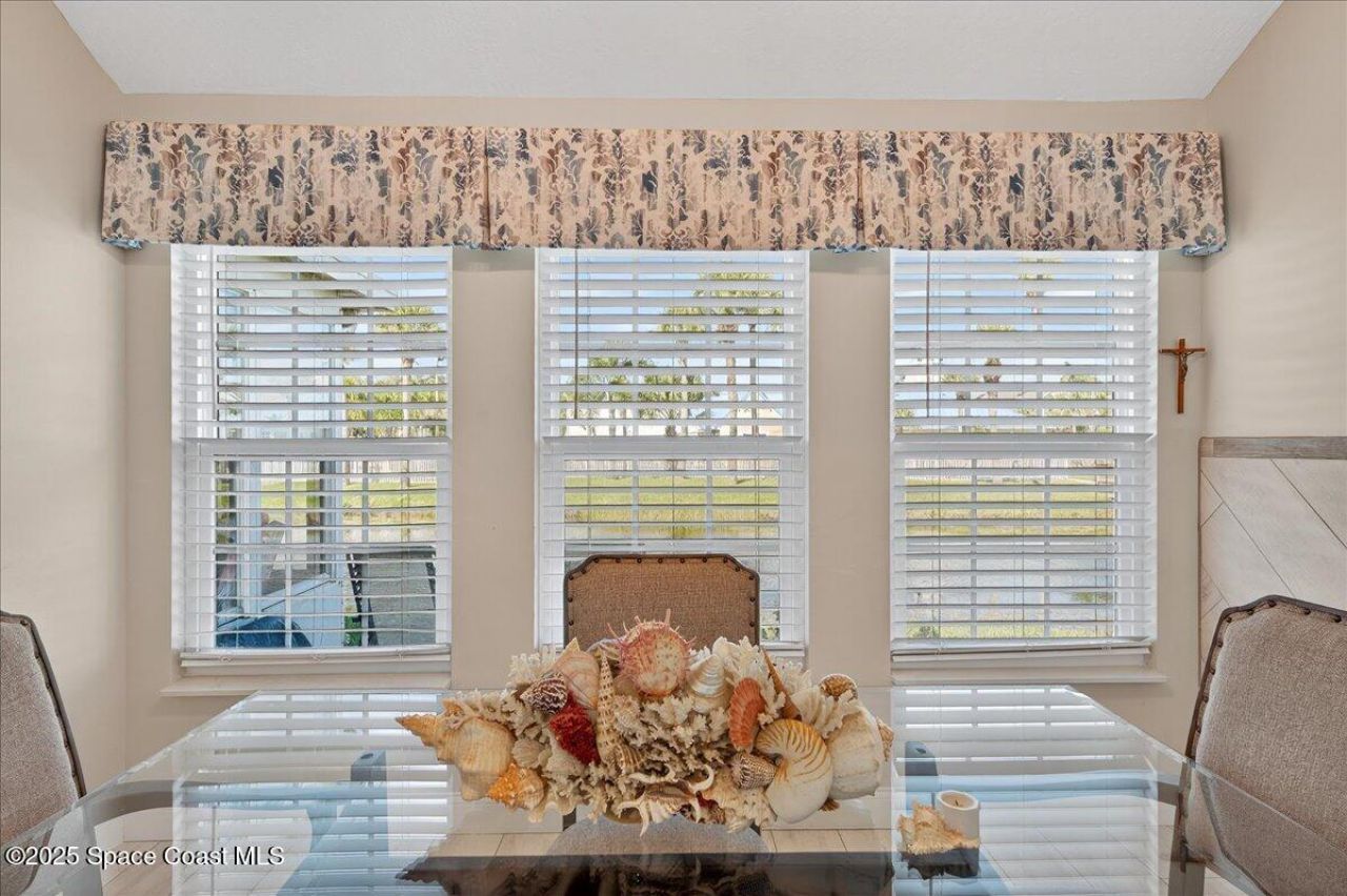 1827 Aynsley Way , Unit 4, Vero Beach, FL 32966 Photo