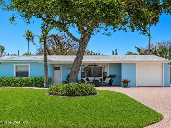 125 W Gadsden Lane , Cocoa Beach, FL 32931
