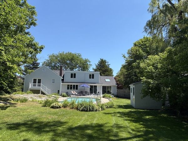 8 Marbee Rd, Rockport, MA 01966