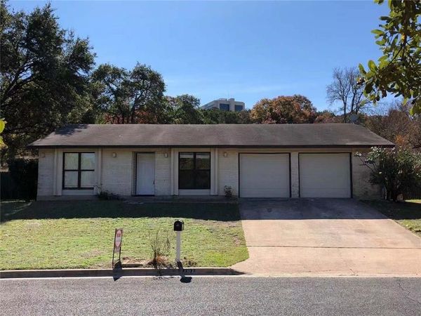 7107 S Brook DR, Austin, TX 78736