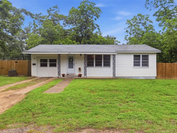 306 Erie Ave, Rockdale, TX 76567