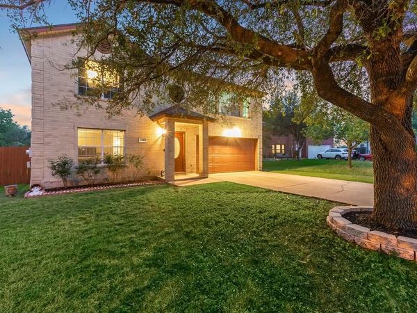1221 Mason Bend DR, Pflugerville, TX 78660