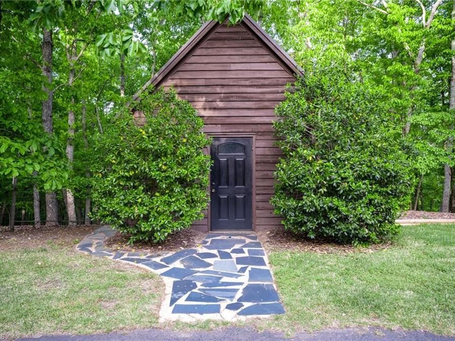 Property Image 38
