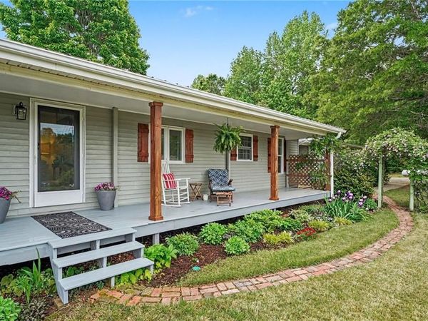 7740 Hornaday Trail, Liberty, NC 27298