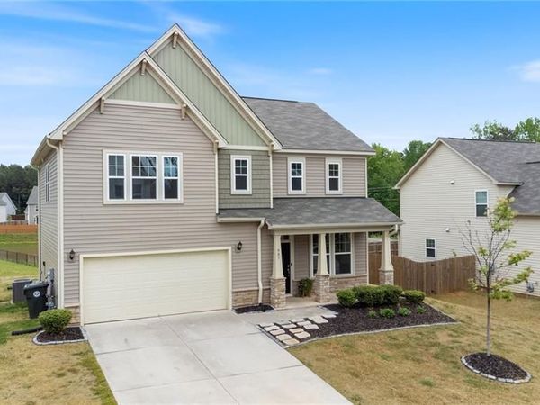 907 Burning Maple Lane , Mebane, NC 27302