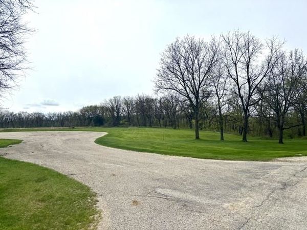 1 Bunny Trail, Janesville, WI 53545