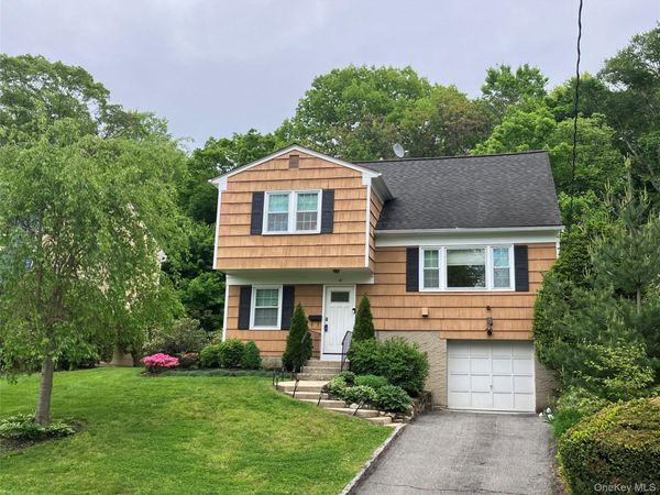 18 Coralyn Avenue, White Plains, NY 10605