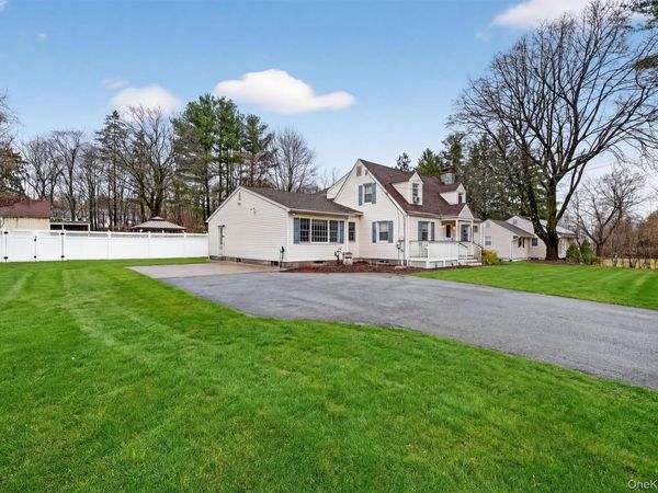 69 S Airmont Road , Airmont, NY 10901