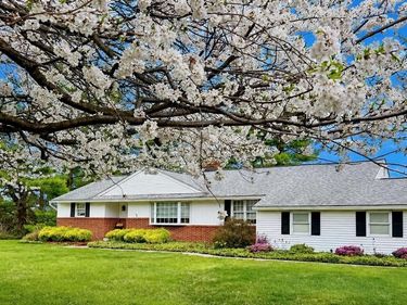 418 DOUBLEWOODS ROAD, LANGHORNE, PA 19047