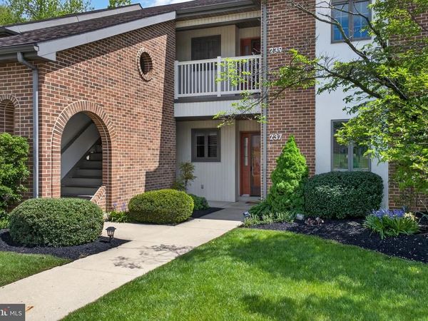 237 BLACK OAK DRIVE , LANCASTER, PA 17602