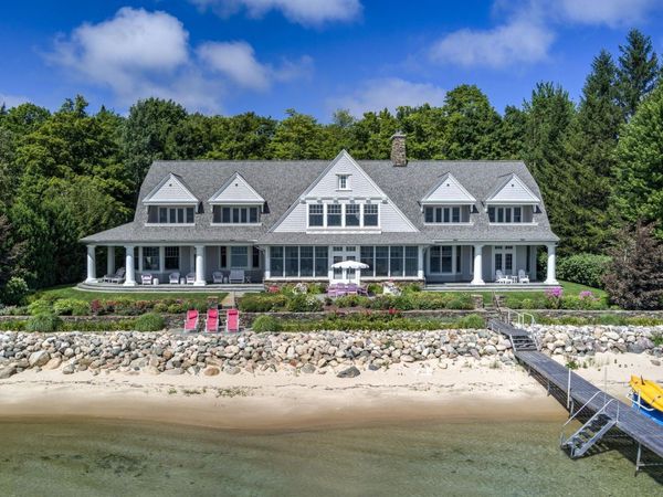 12935 Northport Point Road N, Northport, MI 49670
