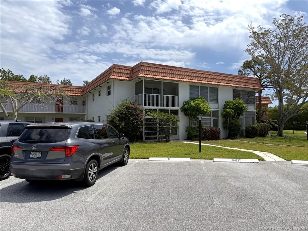 2600 SE Ocean Boulevard, Unit F12, Stuart, FL 34996 Photo