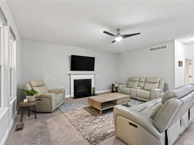 1152 Sarah Freeman Drive, Dayton, OH 45458 Photo 11