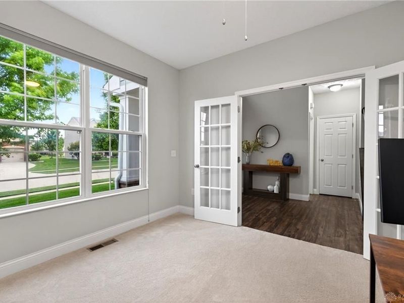 1152 Sarah Freeman Drive, Dayton, OH 45458 Photo 7