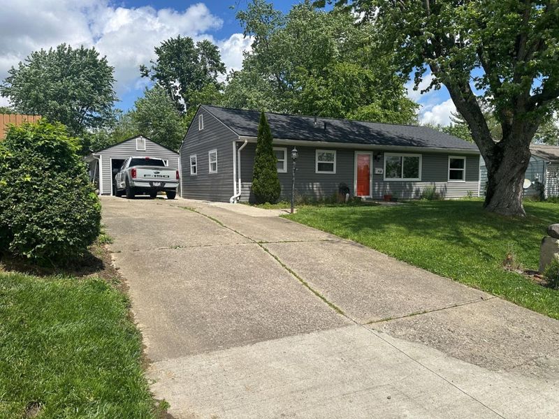 918 Bellwood Drive, Loveland, OH 45140 Photo 1