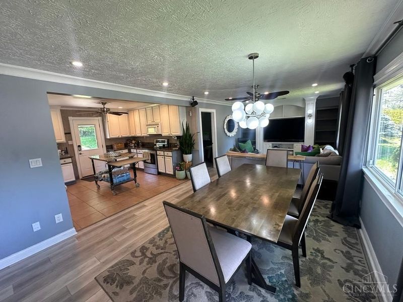 918 Bellwood Drive, Loveland, OH 45140 Photo 4