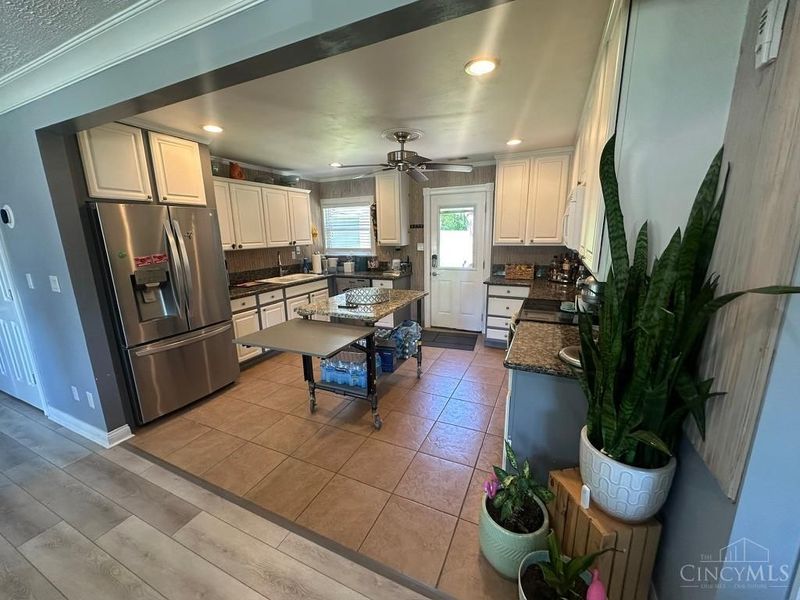 918 Bellwood Drive, Loveland, OH 45140 Photo 8