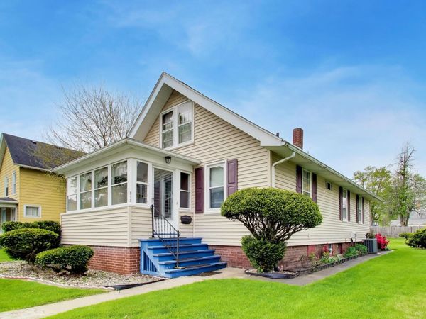 812 Woodward Street, La Porte, IN 46350