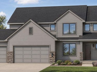 10652 S 101 Avenue Circle, Papillion, NE 68046