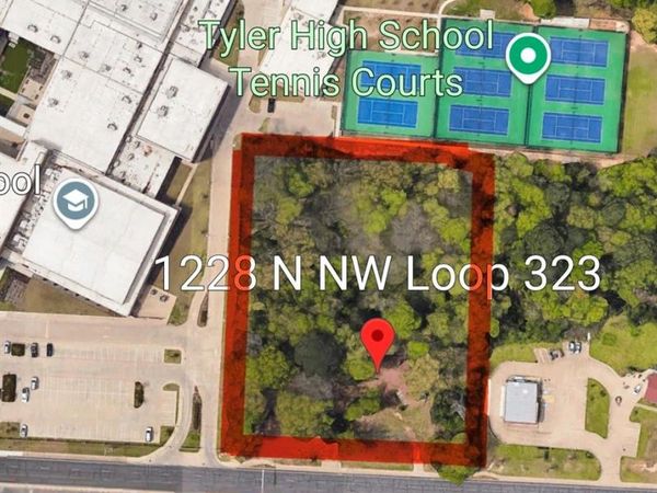 1228 N Northwest Loop 323 , Tyler, TX 75702