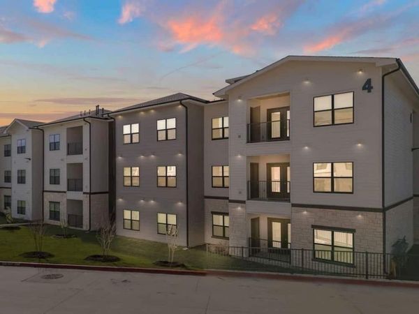 4835 E Yager Lane, Unit 6302, Manor, TX 78653