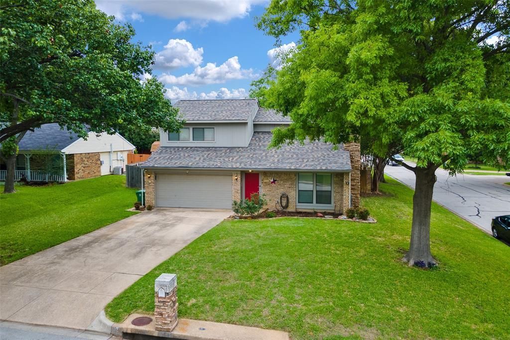 1167 Silverlake Drive, Grapevine, TX 76051 Main Photo
