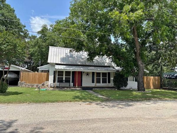 525 W Elm Street , Stephenville, TX 76401