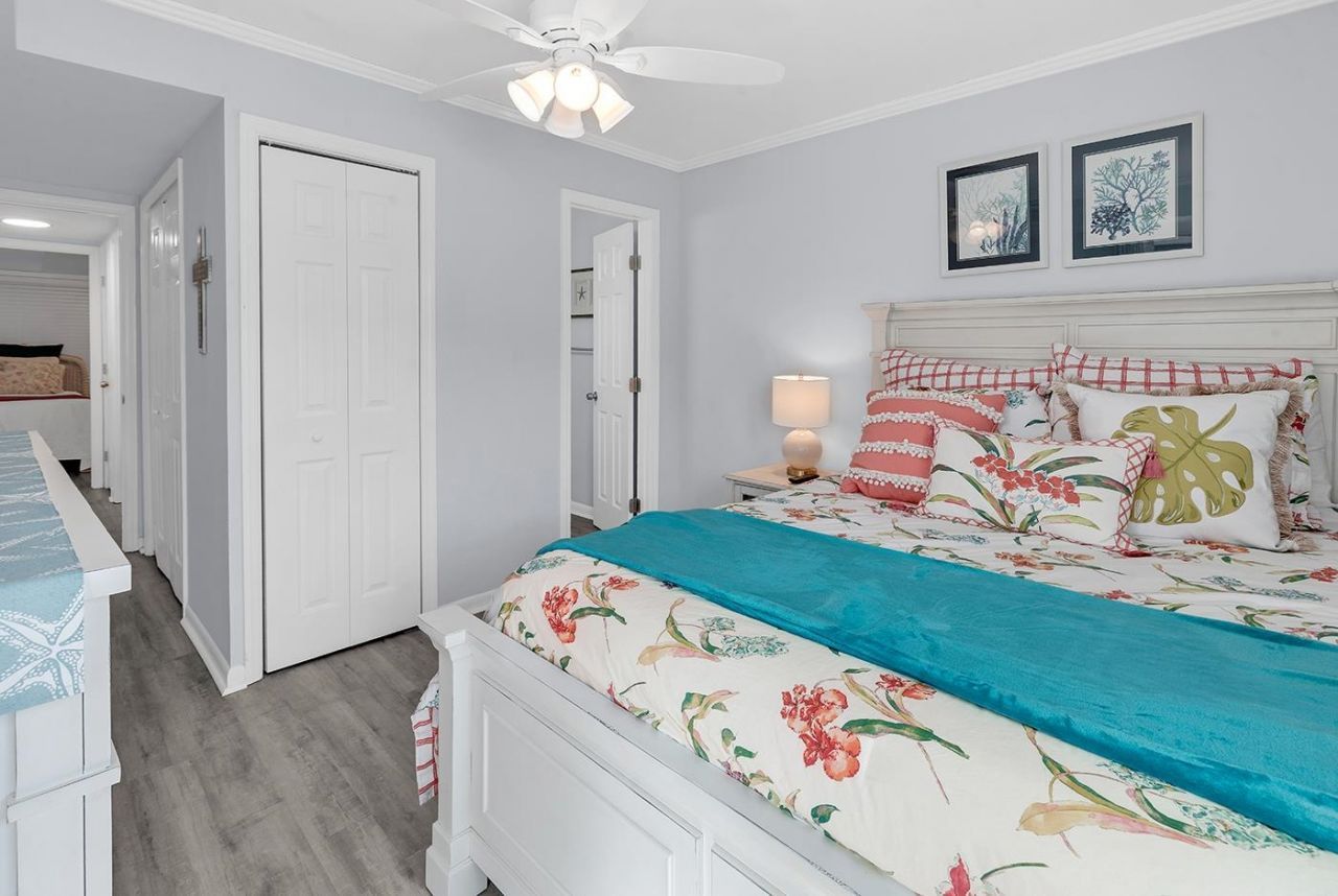 5601 N Ocean Blvd.  Photo 16