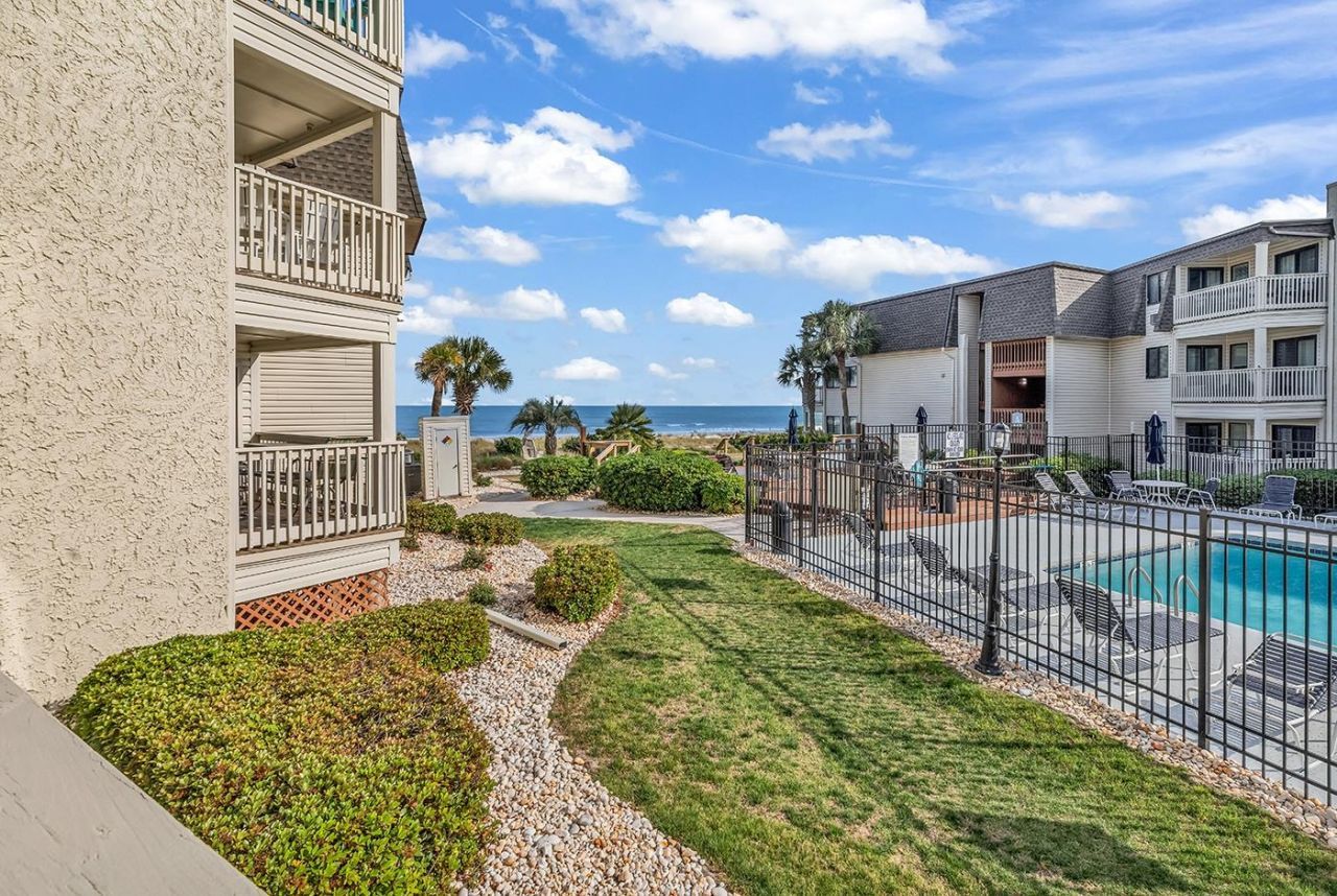 5601 N Ocean Blvd.  Photo 24