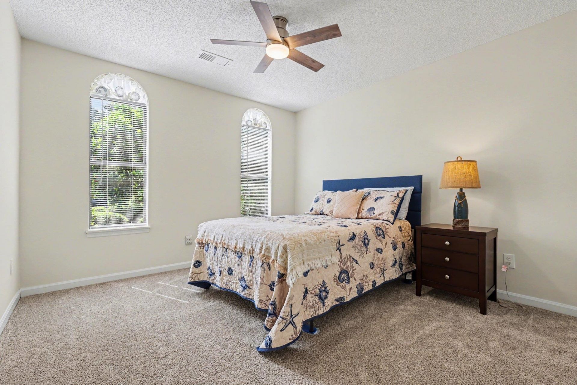 242 Cottonwood Ln.  Photo 12