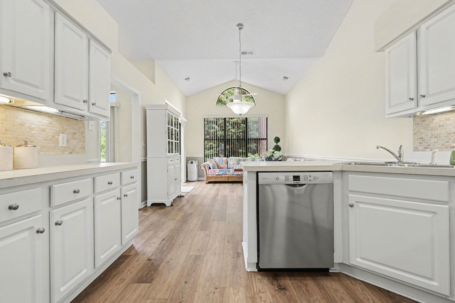 242 Cottonwood Ln.  Photo 17