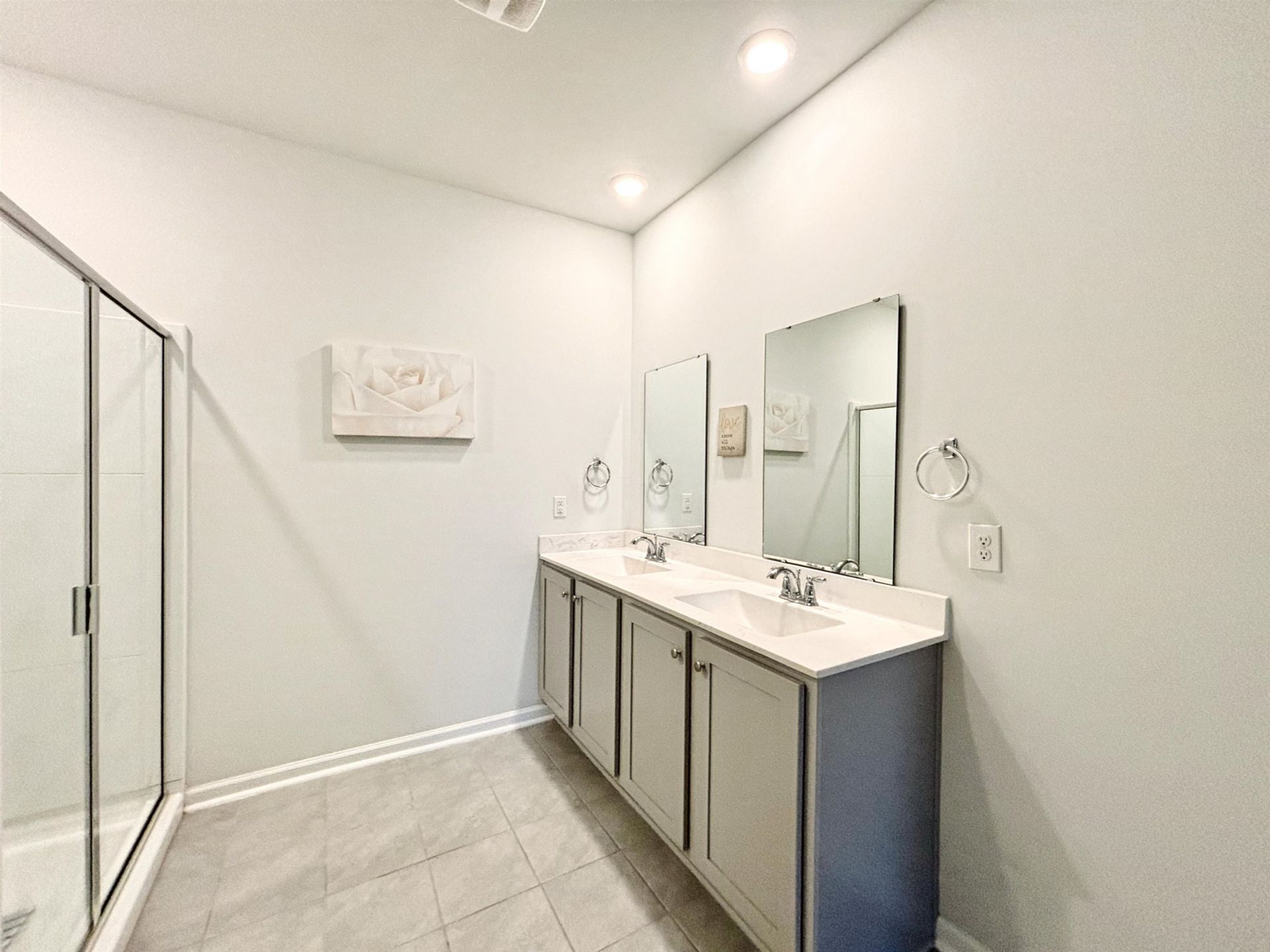 2017 Sage Dr. Photo 25