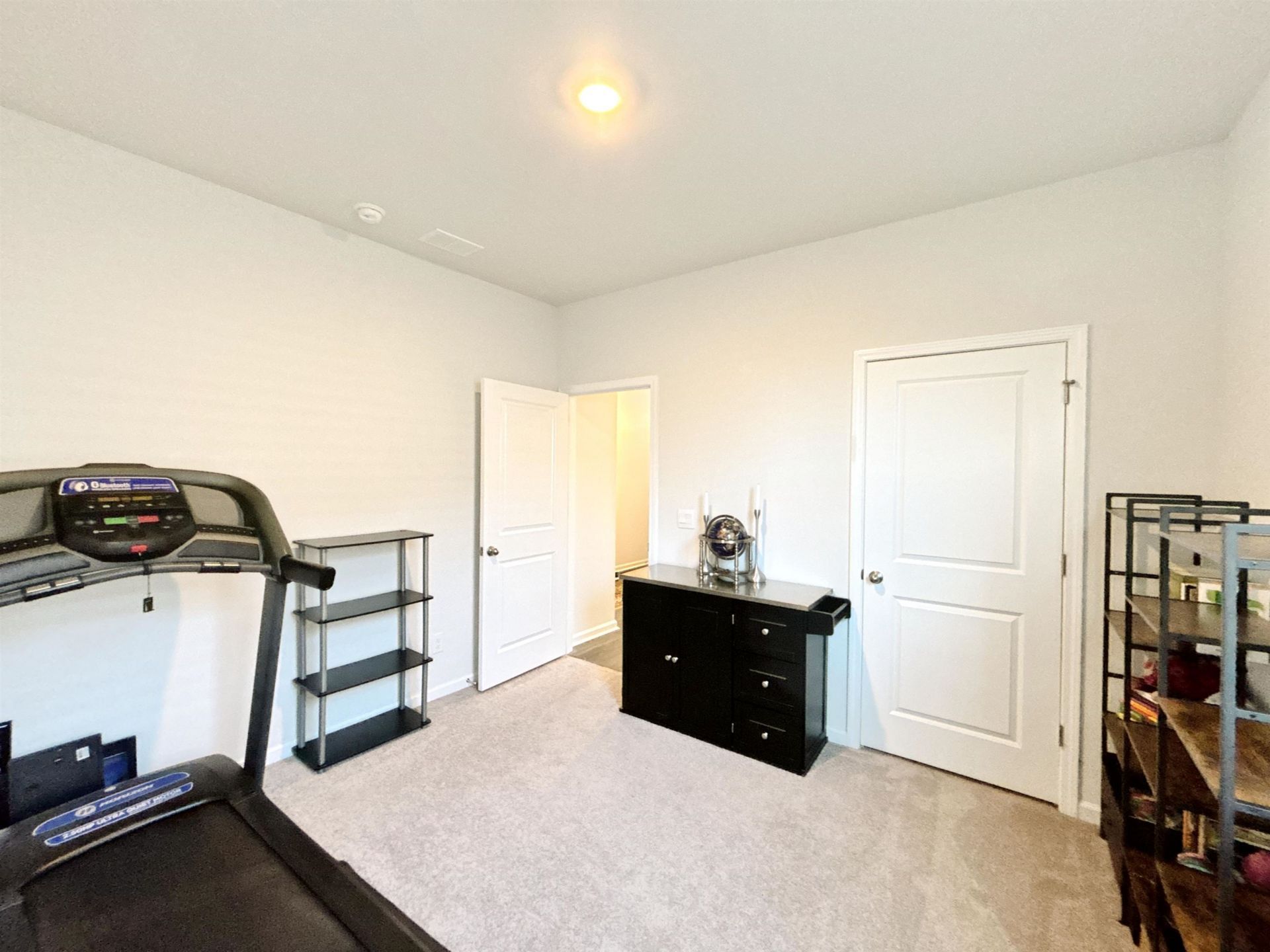 2017 Sage Dr. Photo 32