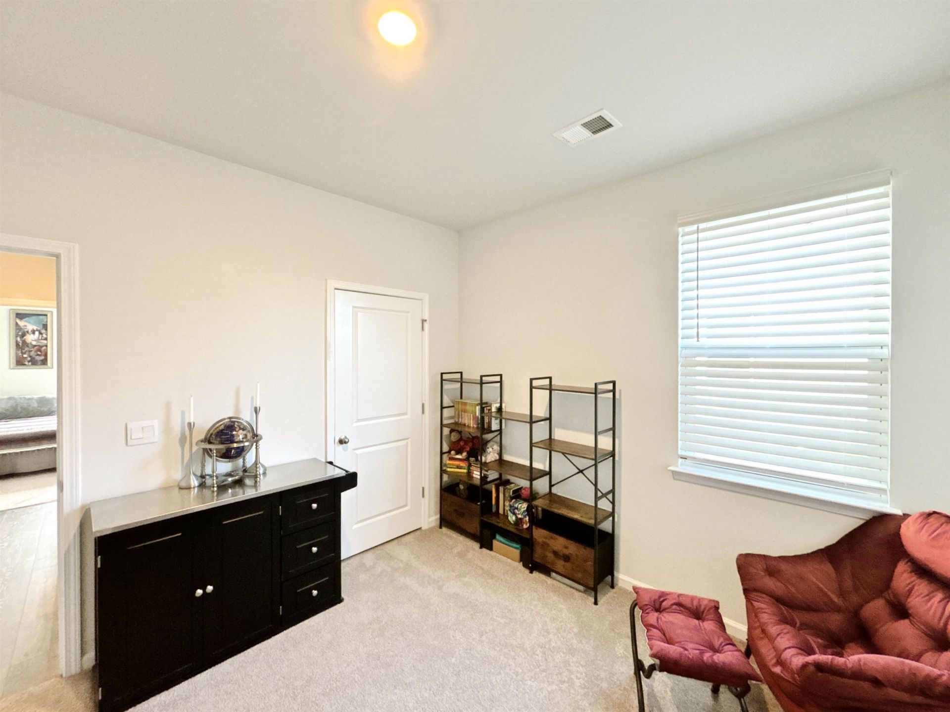 2017 Sage Dr. Photo 33