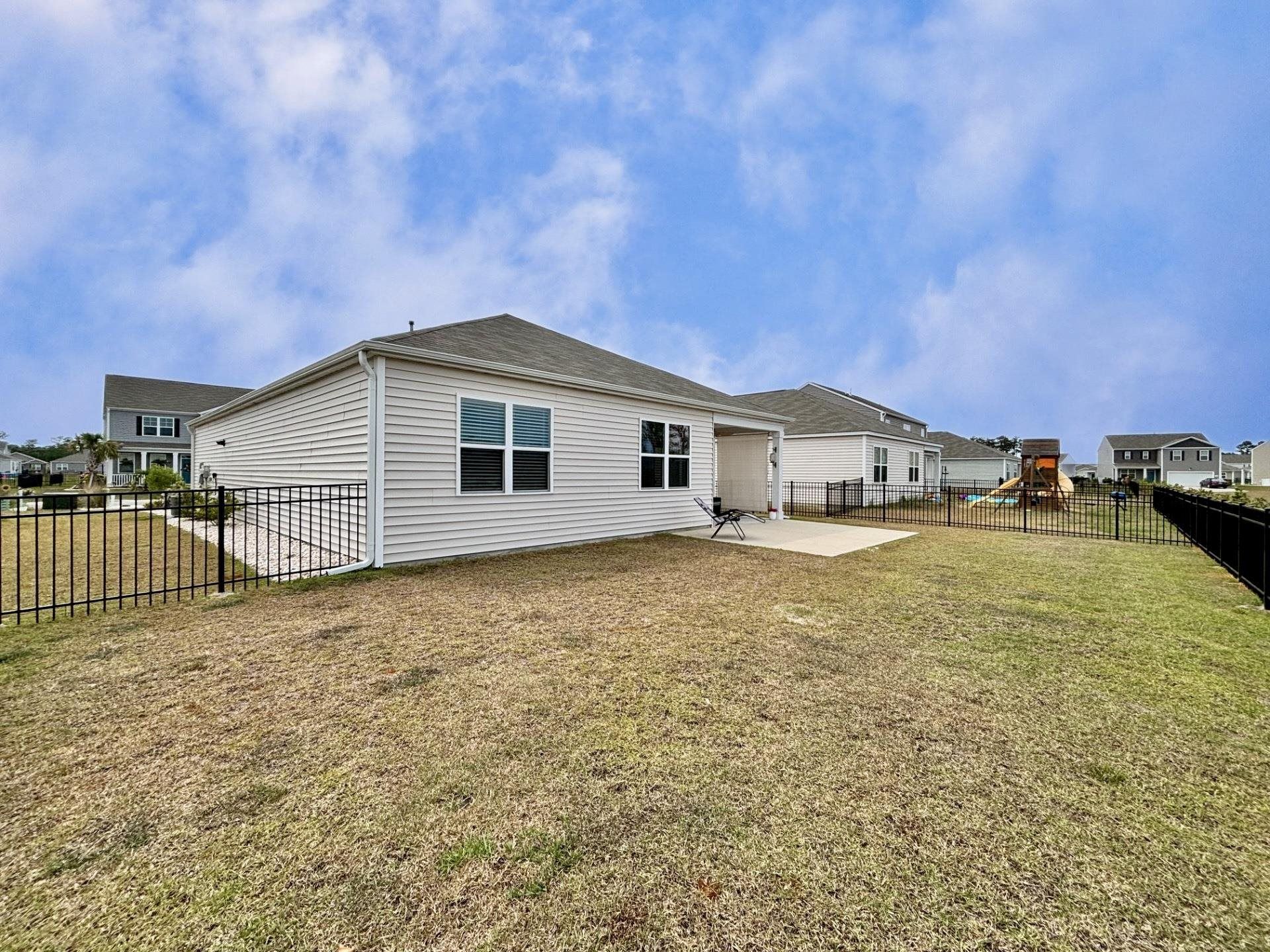 2017 Sage Dr. Photo 37