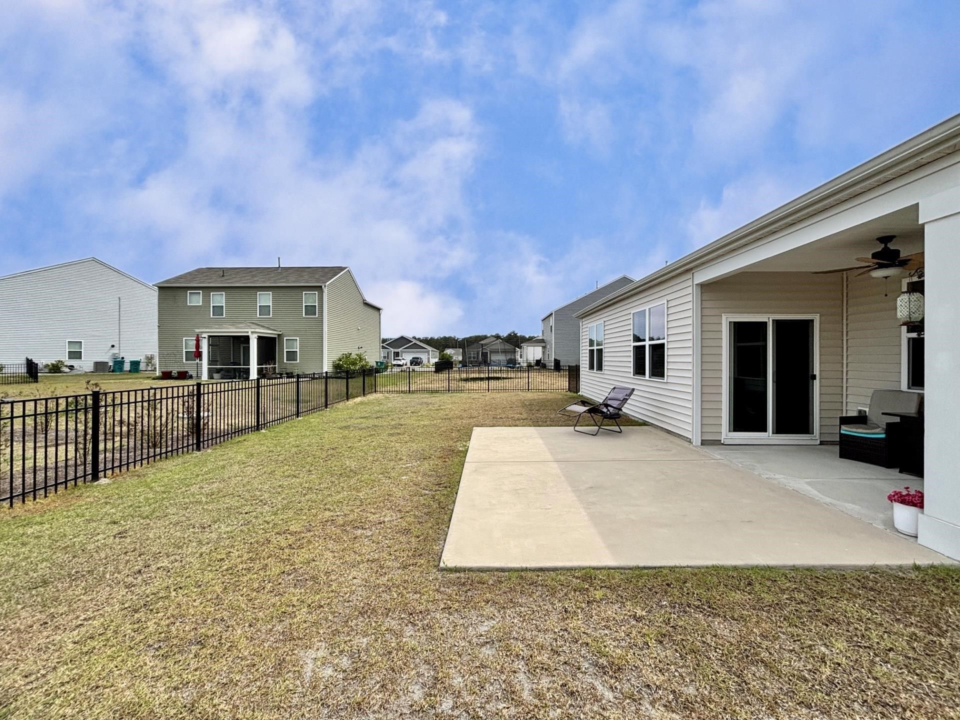 2017 Sage Dr. Photo 40