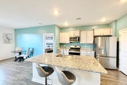 2017 Sage Dr. photo 4