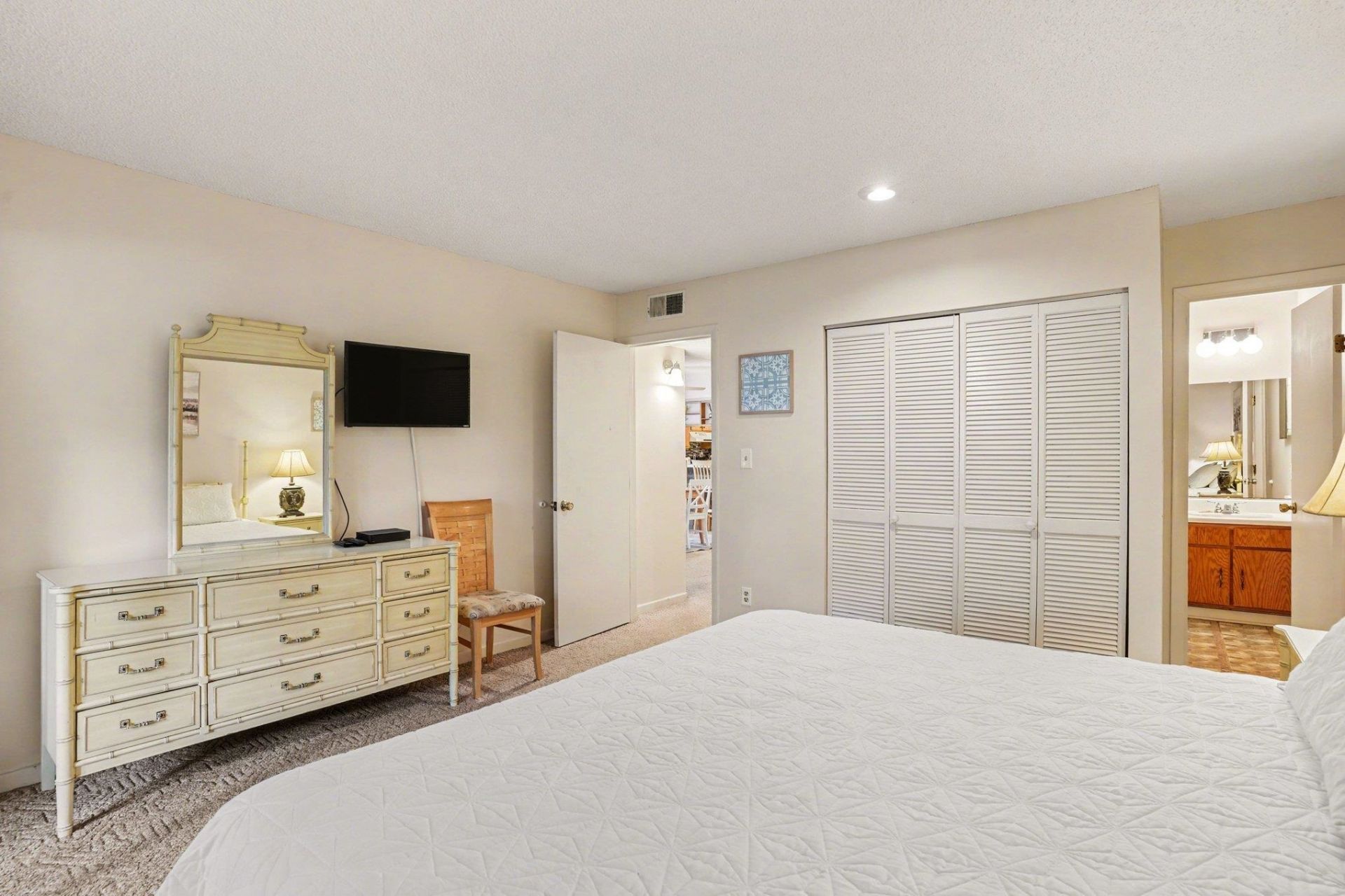 250 Maison Dr. Photo 14
