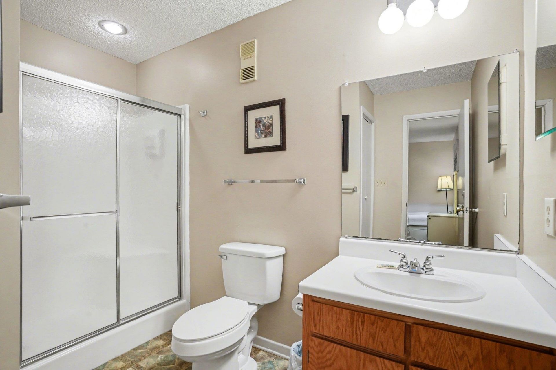 250 Maison Dr. Photo 15