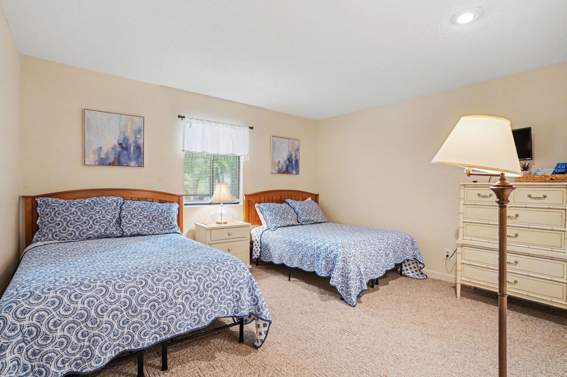 250 Maison Dr. Photo 16