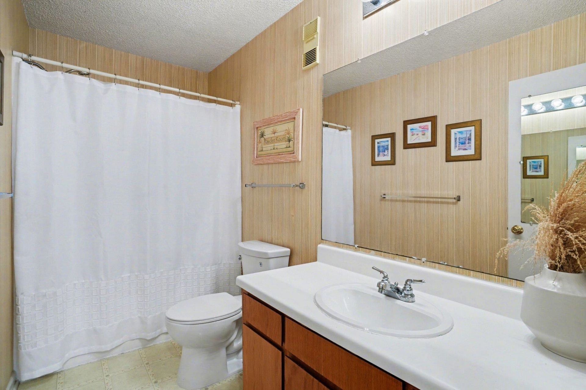 250 Maison Dr. Photo 18