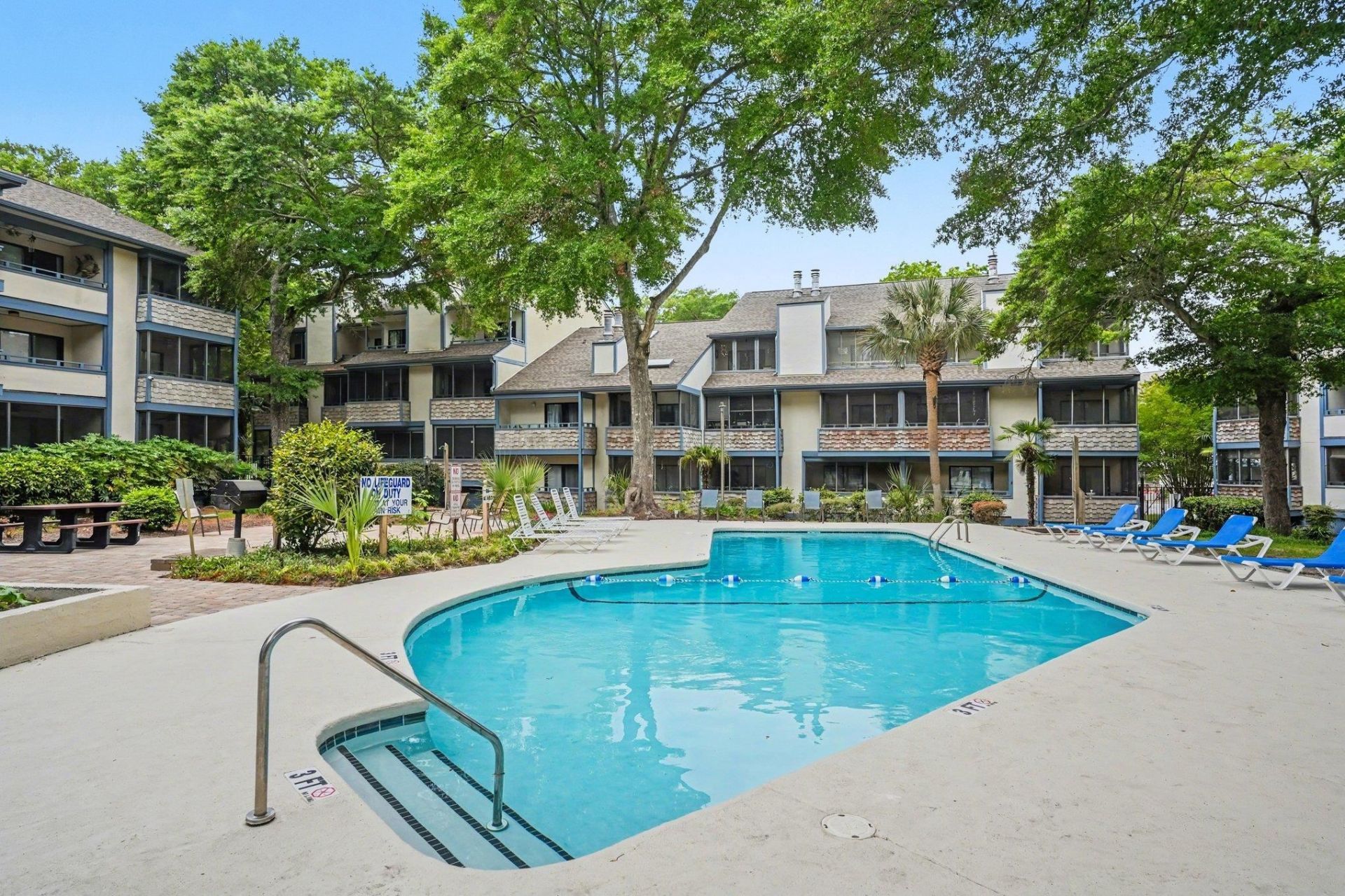 250 Maison Dr. Photo 23