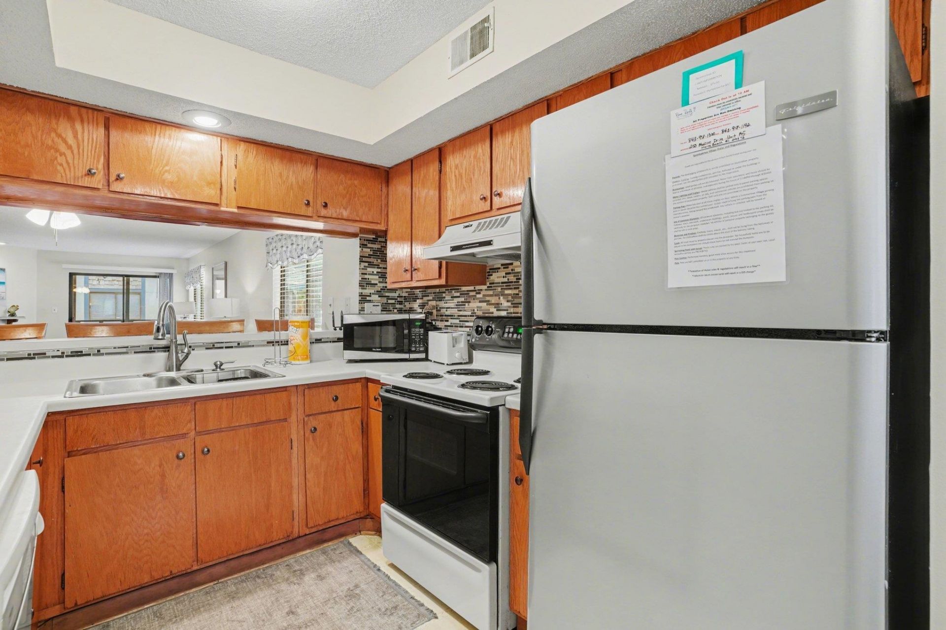 250 Maison Dr. Photo 8