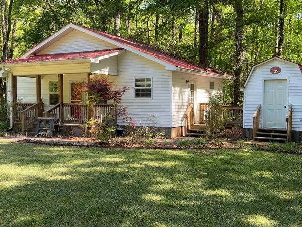 134 Lookout Dr, Cordova, SC 29039