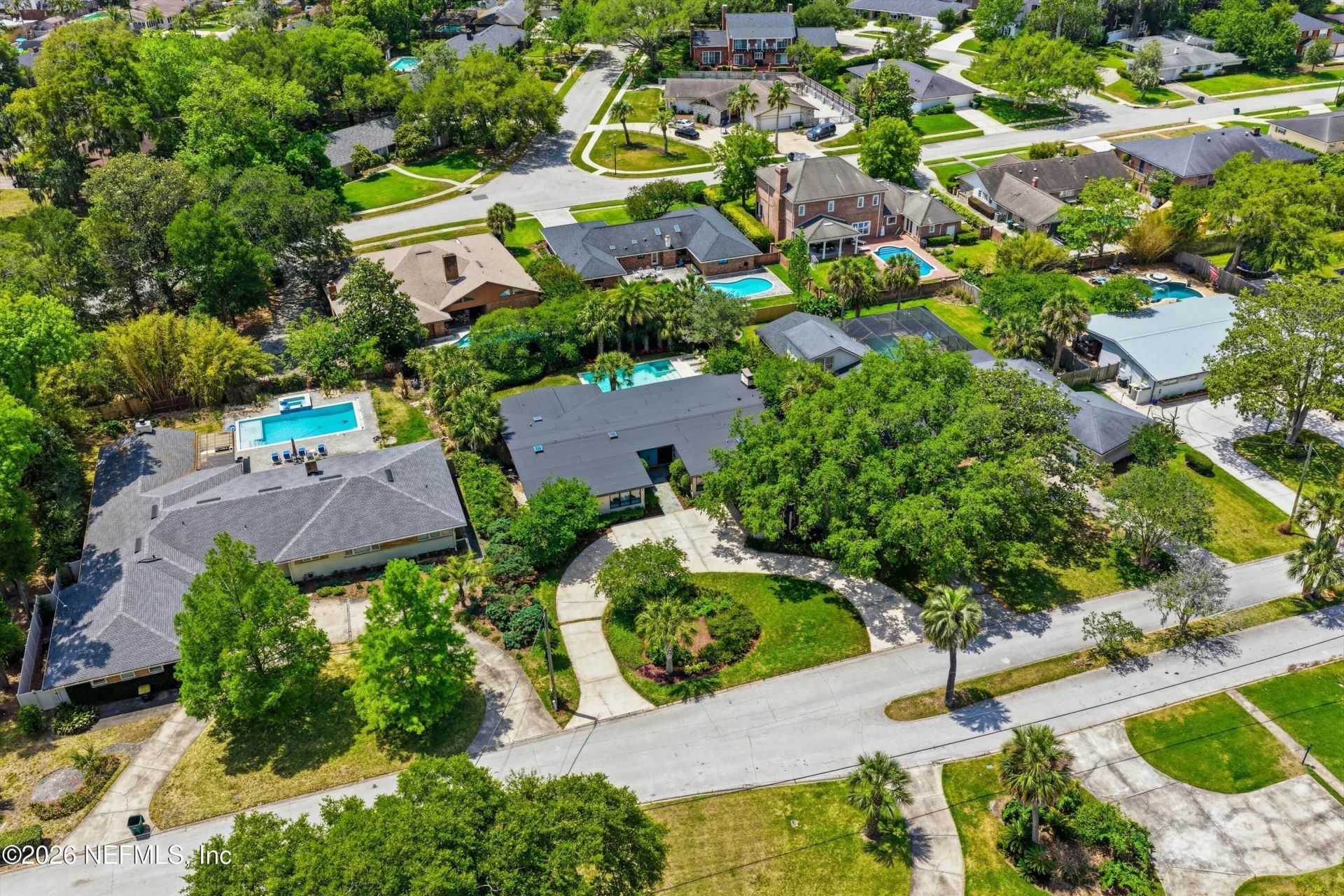 948 Old Grove Manor Manor, Jacksonville, FL 32207 Photo